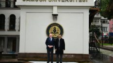 Governor Kaymak and Rector Aydın met with foreign students studying at Samsun University.